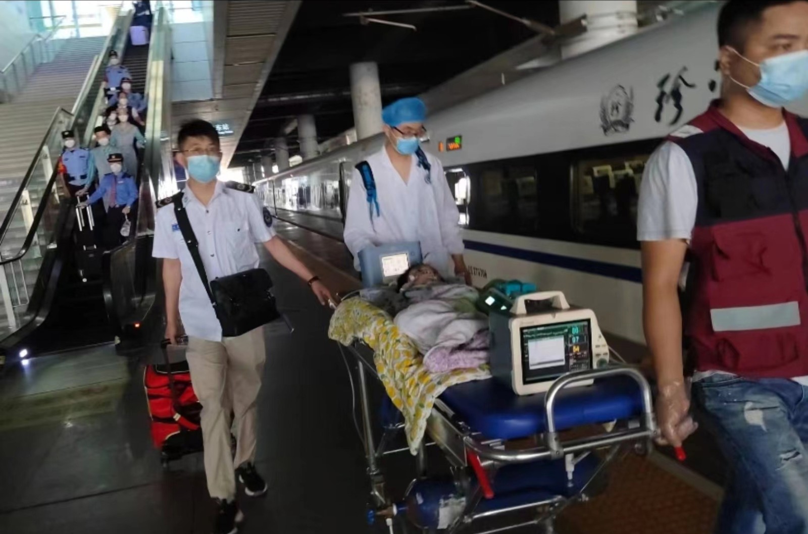 呼和浩特高铁转运公司